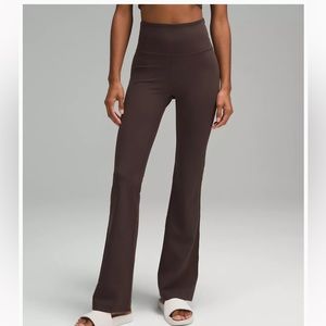NWT-Lululemon Groove Super High Rise Flared Pants *Regular